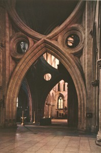 1-0083 Gothic